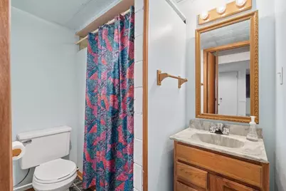 157 Gourley Ln, Center Township, PA 15061 - Photo 18