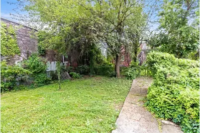 2014 Tustin St, Pittsburgh, PA 15219 - Photo 4