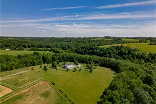 220 Main Rd, Donegal Township, PA 15376 - Photo 38