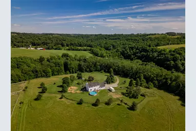220 Main Rd, Donegal Township, PA 15376 - Photo 4