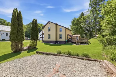 111 Center St, Shade Township, PA 15563 - Photo 26