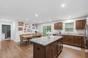 174 Olivia Dr, Center Township, PA 15061 - Photo 6