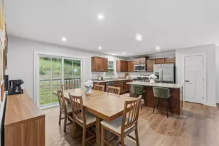 174 Olivia Dr, Center Township, PA 15061 - Photo 8