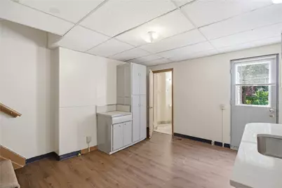 2016 Tustin St, Pittsburgh, PA 15219 - Photo 10