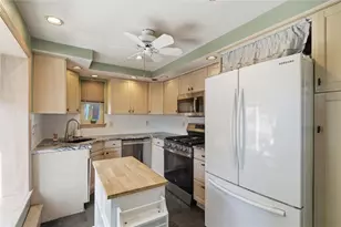 5221 Springdale Dr, Pittsburgh, PA 15236 - Photo 14