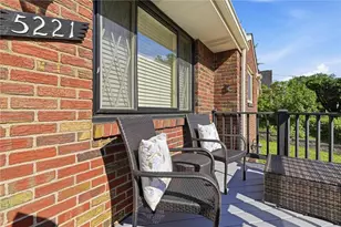 5221 Springdale Dr, Pittsburgh, PA 15236 - Photo 6