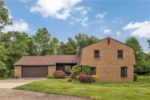 124 Windsor Ct, Monroeville, PA 15146 - Photo 1