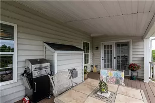 169 Cimarron Dr, Moon/Crescent Twp, PA 15108 - Photo 18