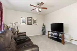 169 Cimarron Dr, Moon/Crescent Twp, PA 15108 - Photo 22