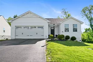 171 Alta Vista Dr, Findlay Township, PA 15126 - Photo 2