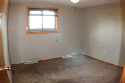 508 Beckman Dr, McKeesport, PA 15132 - Photo 12