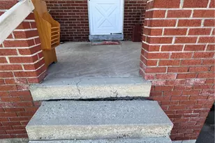1128 McKinley Dr, Clairton, PA 15025 - Photo 2