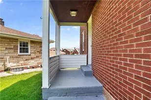 1010 Elmwood St, Port Vue, PA 15133 - Photo 18