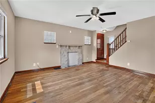 1010 Elmwood St, Port Vue, PA 15133 - Photo 4