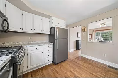 416 Veronica Dr, Pittsburgh, PA 15235 - Photo 8