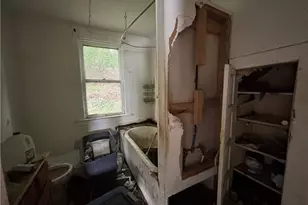 545 Boquet St, Carnegie, PA 15106 - Photo 10