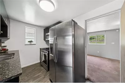 7931 Thon Dr, Pittsburgh, PA 15147 - Photo 14
