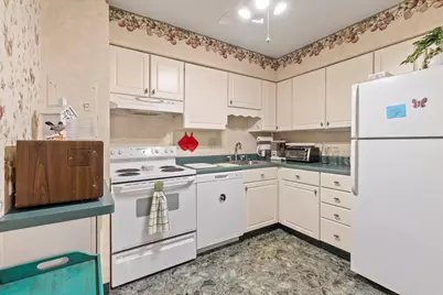 2120 Greentree Road #408E, Scott Township, PA 15220 - Photo 8