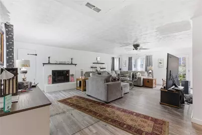 205 Woodland, Neshannock Township, PA 16105 - Photo 6
