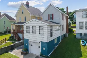 212 S 4th St, Youngwood, PA 15697 - Photo 26