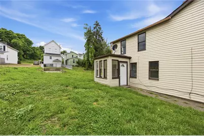 2906 Chester St, McKeesport, PA 15132 - Photo 4