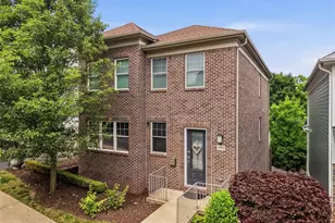 390 Bradley St, Pittsburgh, PA 15211 - Photo 1