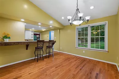 9610 Fox Rd, Pittsburgh, PA 15237 - Photo 16