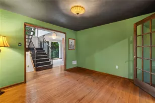 9610 Fox Rd, Pittsburgh, PA 15237 - Photo 18