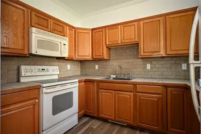 697 E Main St, Monongahela, PA 15063 - Photo 4