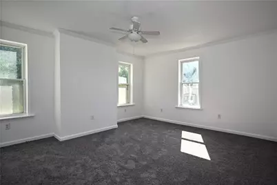 697 E Main St, Monongahela, PA 15063 - Photo 8