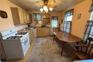 135 Rochelle St, Pittsburgh, PA 15210 - Photo 8