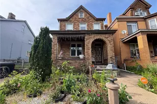 135 Rochelle St, Pittsburgh, PA 15210 - Photo 2