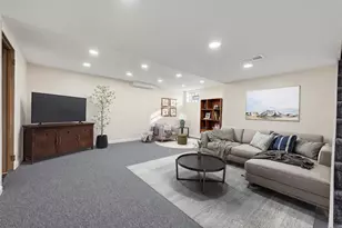 5023 Carlyn Dr, Pittsburgh, PA 15236 - Photo 18