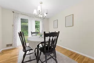 386 Old Gilkeson Rd, Pittsburgh, PA 15228 - Photo 6
