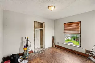300 Duncan Ave, Washington, PA 15301 - Photo 14