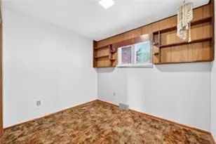 34 Westmoreland Dr, Monessen, PA 15062 - Photo 10