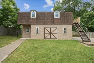 5614 Bower Ave, Pittsburgh, PA 15147 - Photo 32