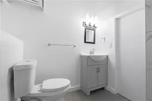 10 2nd St, Pittsburgh, PA 15215 - Photo 12