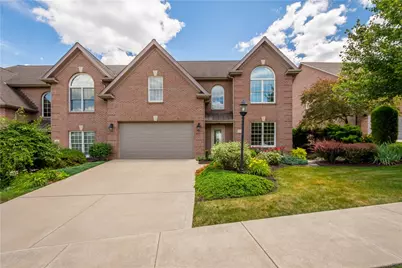 1557 Staunton Dr, Moon/Crescent Twp, PA 15108 - Photo 2