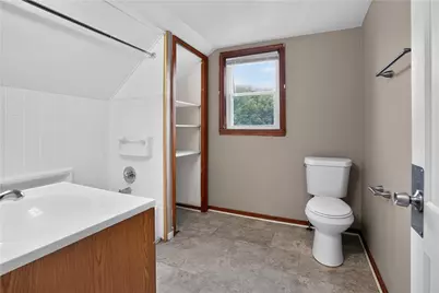 3923 Davis Ave, Munhall, PA 15120 - Photo 34