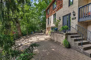 226 Seminole Dr, Pittsburgh, PA 15228 - Photo 2