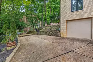 226 Seminole Dr, Pittsburgh, PA 15228 - Photo 8