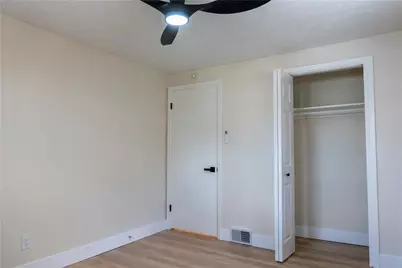 2107 Plainview Ave, Pittsburgh, PA 15226 - Photo 12