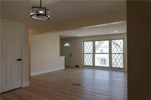 2107 Plainview Ave, Pittsburgh, PA 15226 - Photo 4