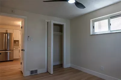 2107 Plainview Ave, Pittsburgh, PA 15226 - Photo 10