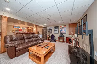 417 Farrington Dr, Seven Fields Boro, PA 16046 - Photo 34