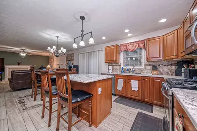 417 Farrington Dr, Seven Fields Boro, PA 16046 - Photo 14