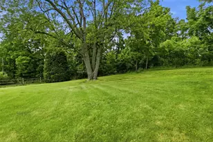 2604 Milford Dr, Bethel Park, PA 15102 - Photo 36