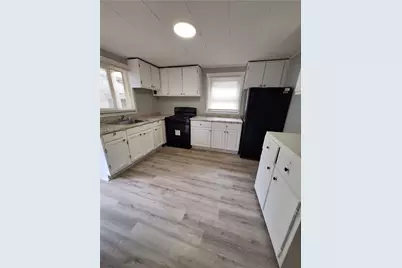 1156 North Ave, Pitcairn, PA 15140 - Photo 10