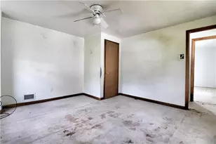 433 Chicago Ave, Lower Burrell, PA 15068 - Photo 24